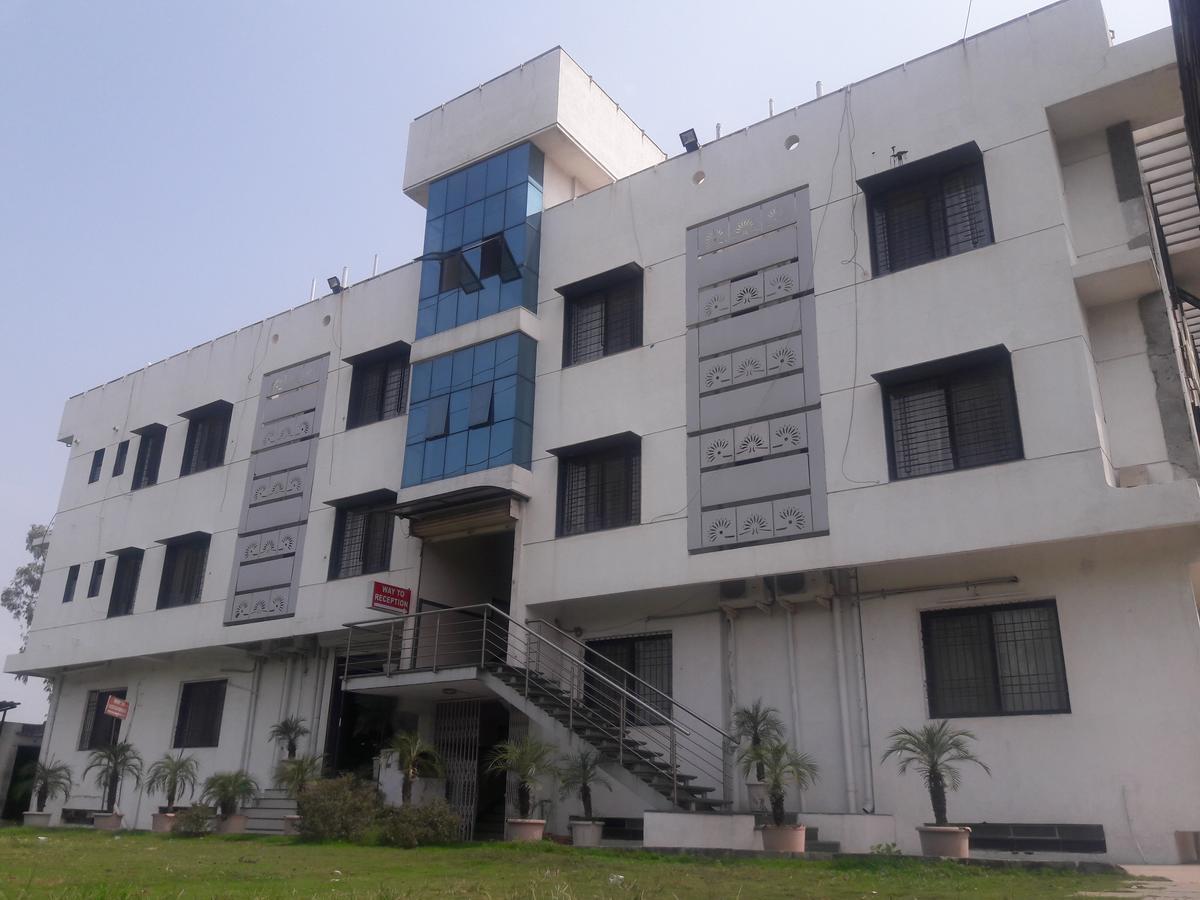 Hotel Naivedya Aurangabad  Eksteriør bilde