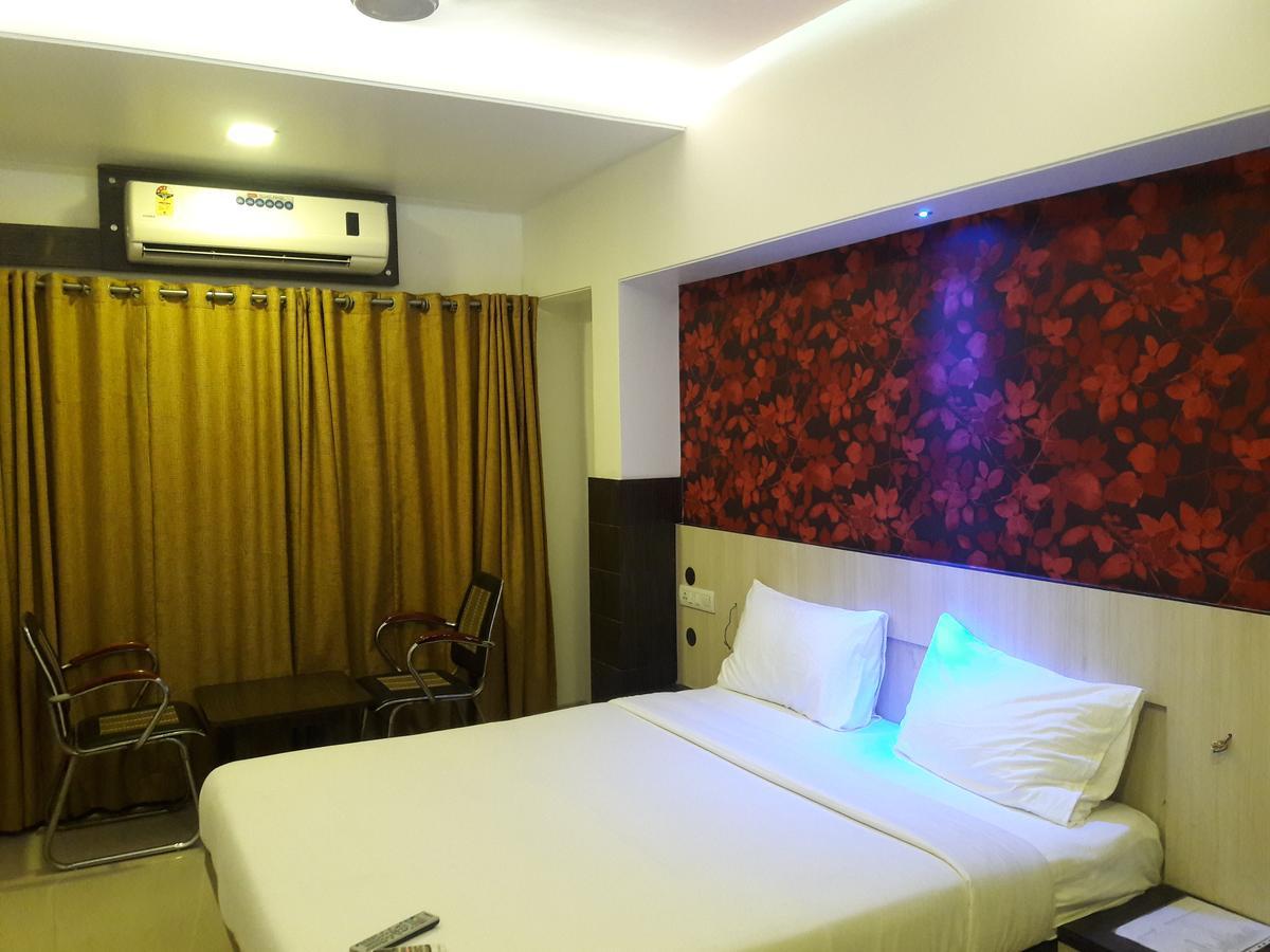 Hotel Naivedya Aurangabad  Eksteriør bilde