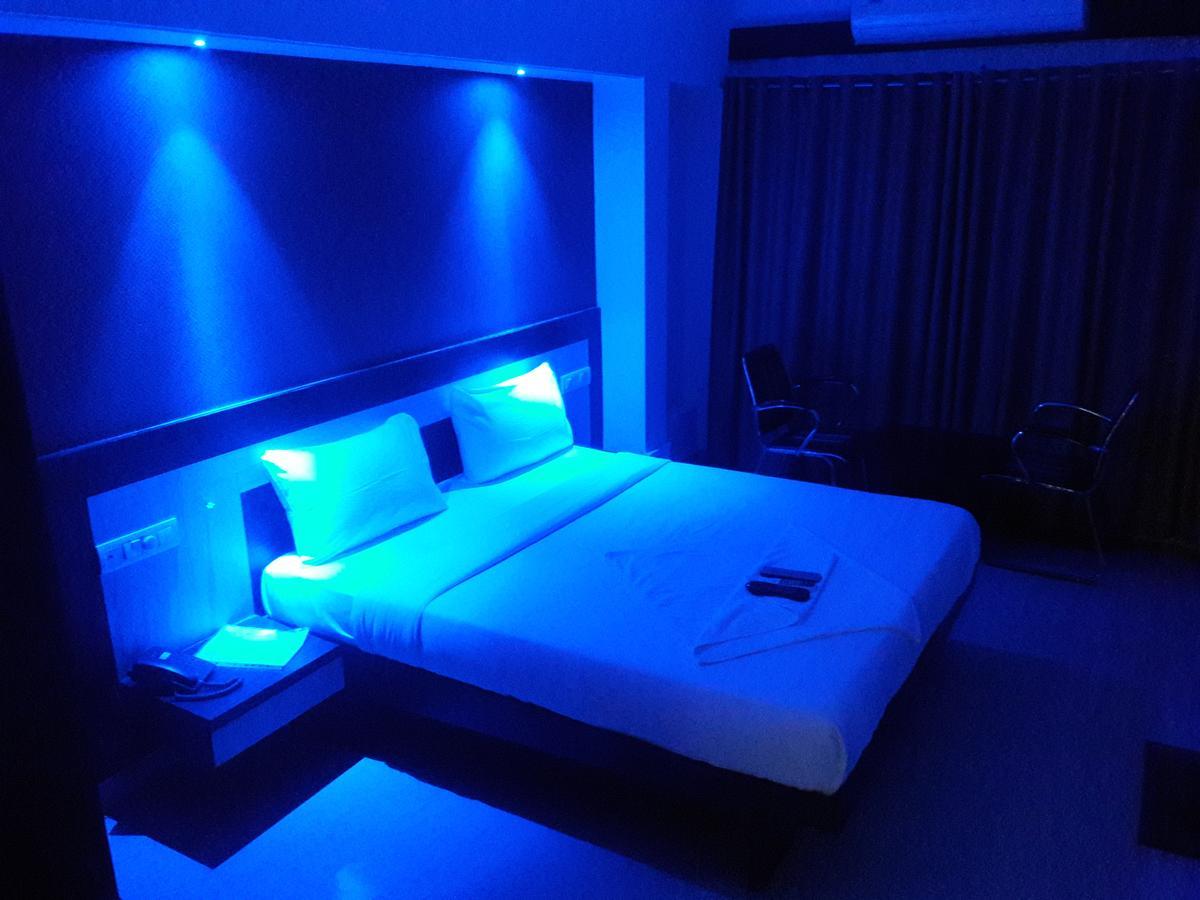 Hotel Naivedya Aurangabad  Eksteriør bilde